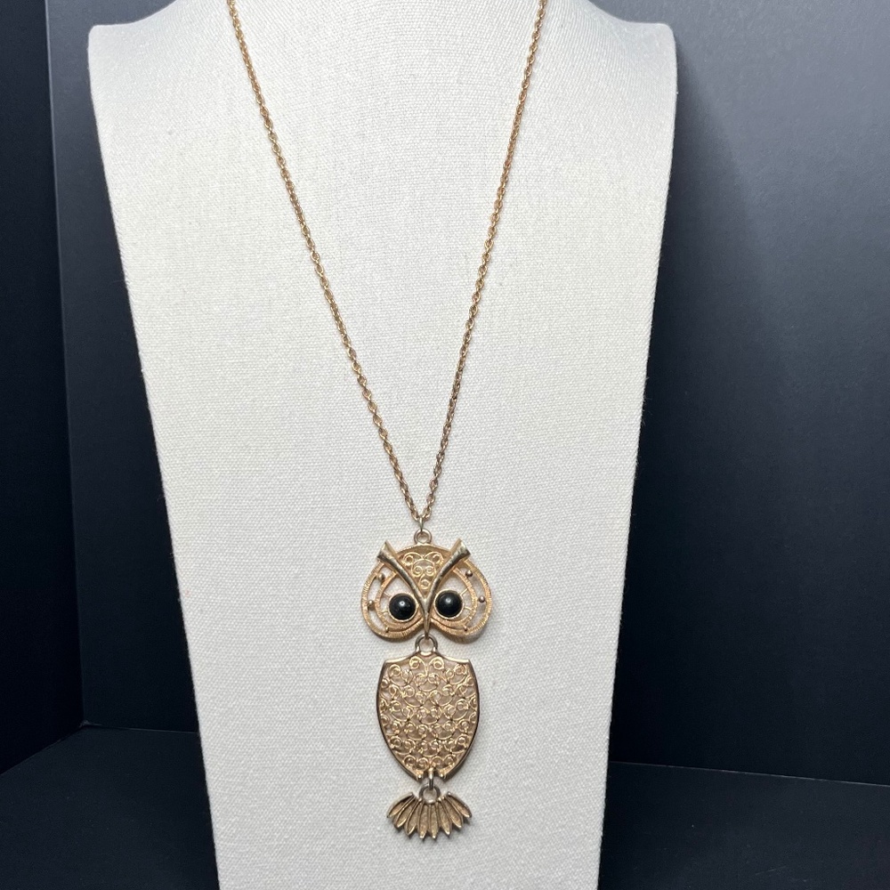 Vintage Signed COVENTRY Gold Tone Metal Articulated Black Eye Owl Necklace